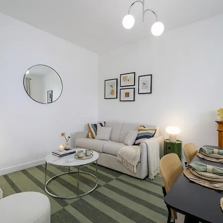 Casa vacanze Guersant - Maison Cosy 6pax Proche Etoile Parigi